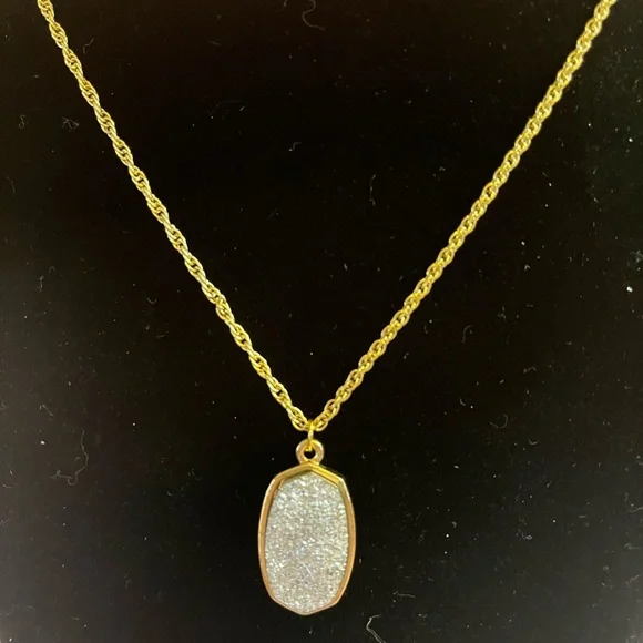 White Iridescent drusy Elegant Gold Necklace - Picture 1 of 1